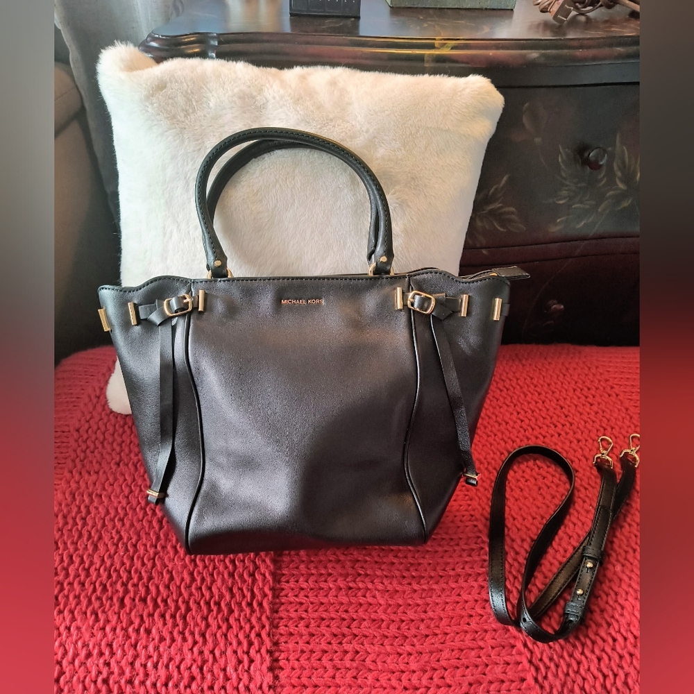 Michael Kors Elegant Black Leather Handbag Excellent Condition...